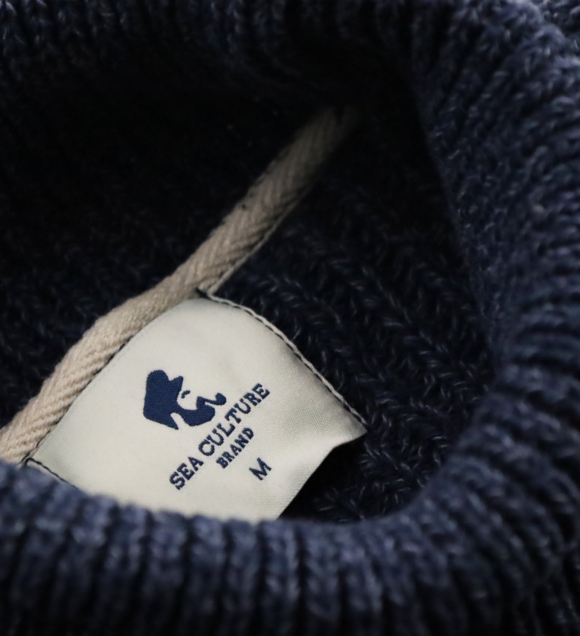 Seaport Turtleneck Sweater in Navy